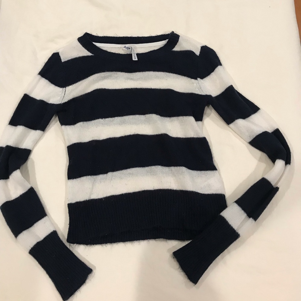 Long sleeve stripped sweater